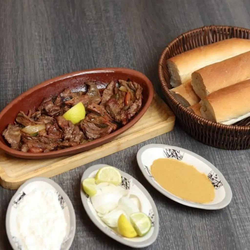 طاجن لحم